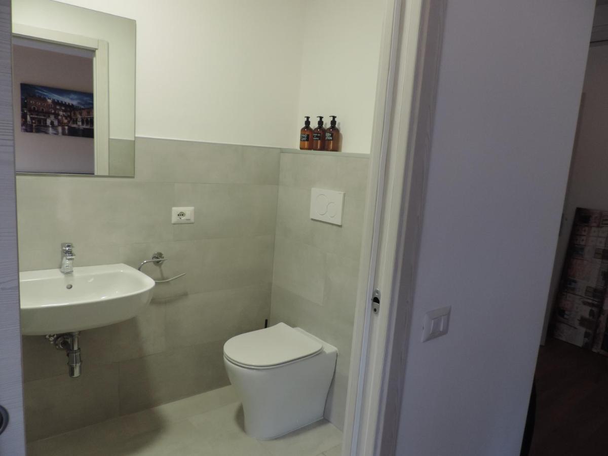 Sciesa Guest House Верона Екстериор снимка