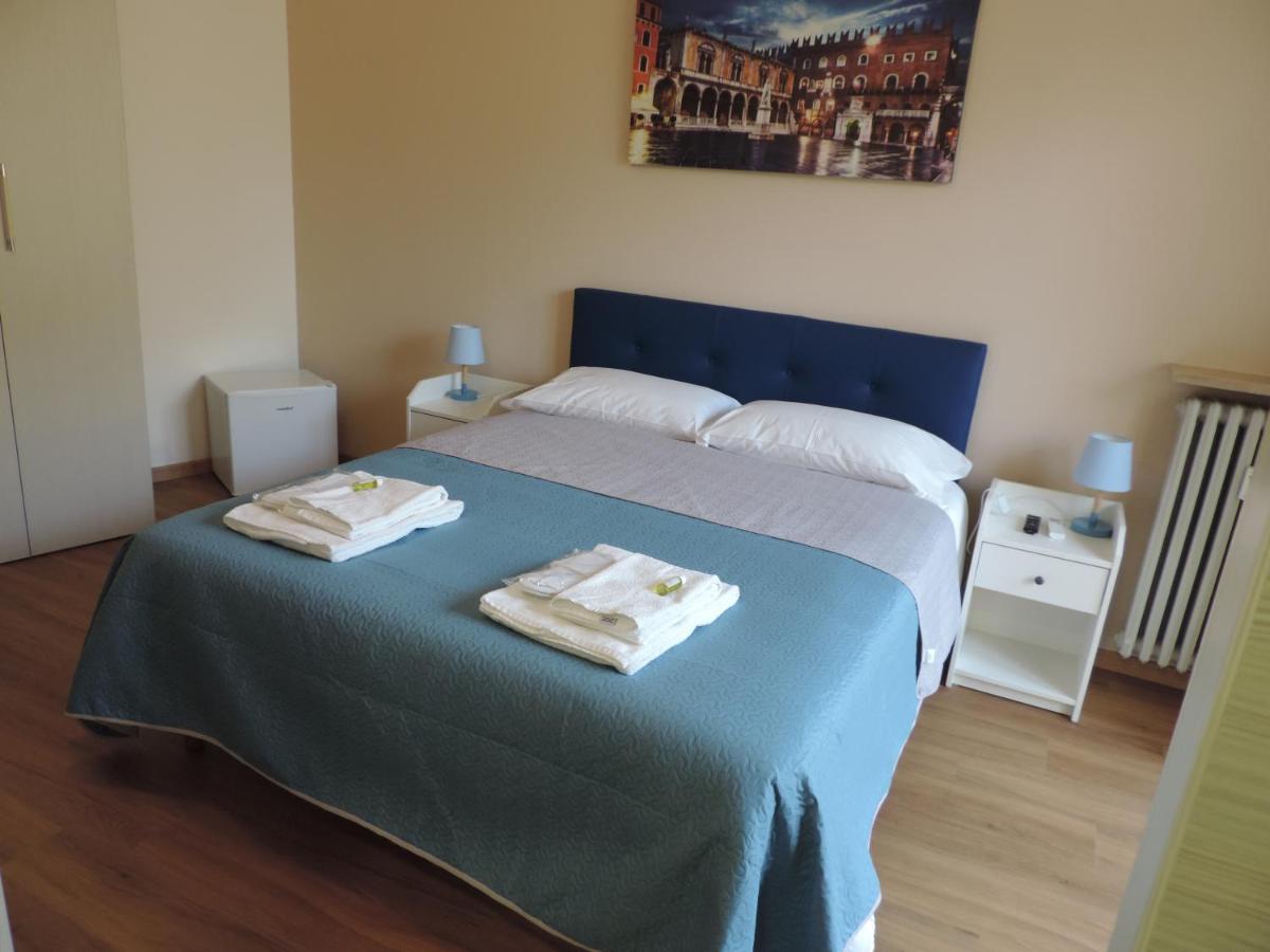 Sciesa Guest House Верона Екстериор снимка