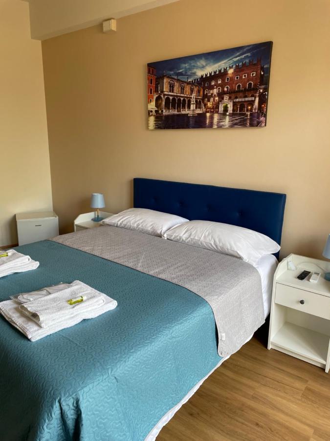 Sciesa Guest House Верона Екстериор снимка